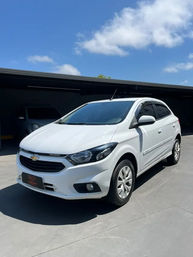 Chevrolet Onix LT 1.4 — foto 1