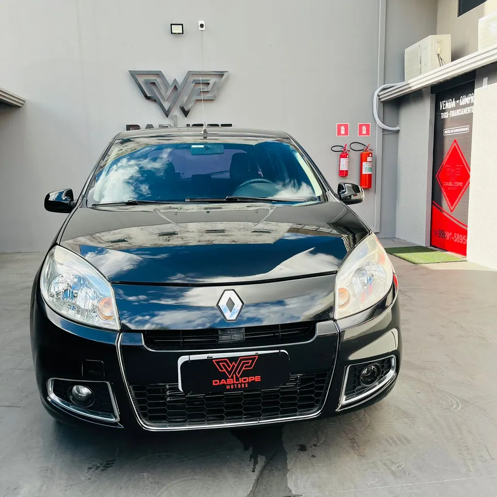 Renault Sandero Privilege 1.6 16V Automático — foto 2