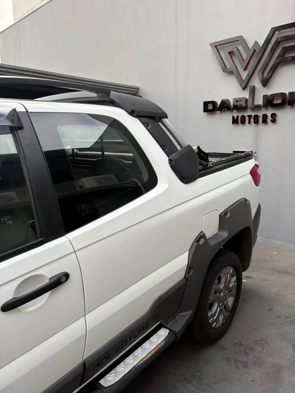 Fiat Strada Adventure Cabine Dupla 1.8 Flex — foto 3