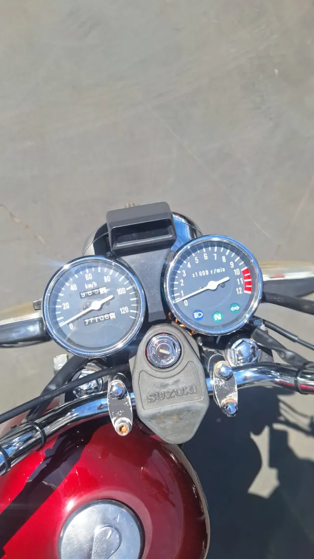 Suzuki Intruder — foto 3