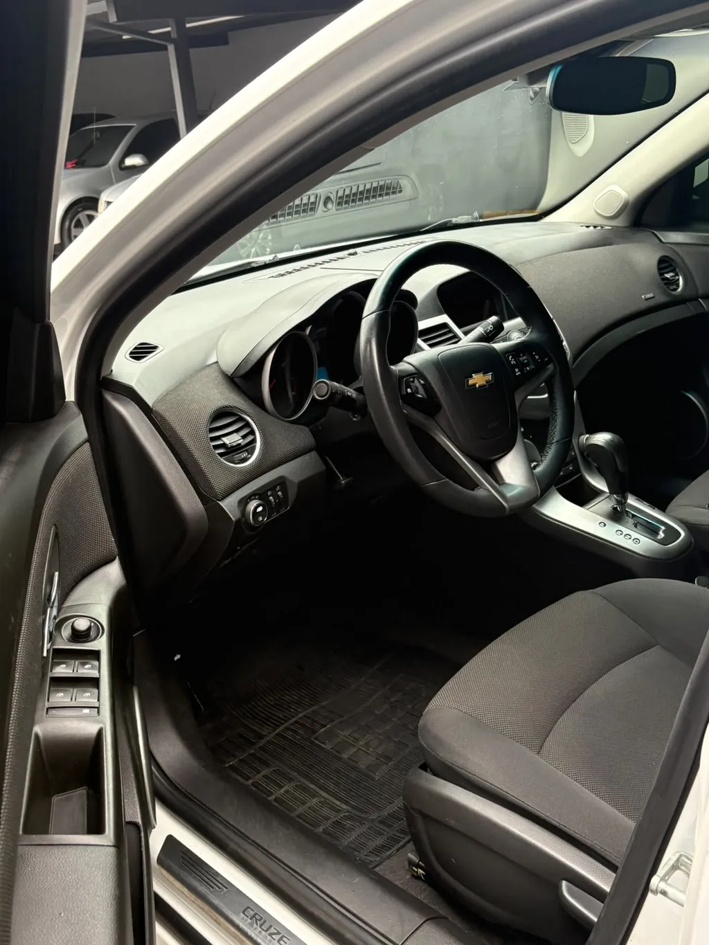 Chevrolet Cruze LT 1.8 Flex Automático — foto 4