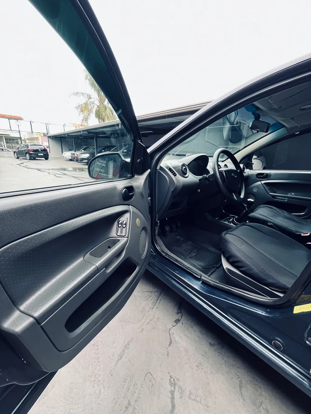 Ford Fiesta 1.6 Gasolina — foto 5