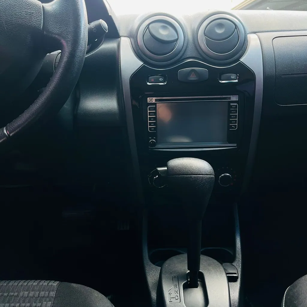 Renault Sandero Privilege 1.6 16V Automático — foto 5