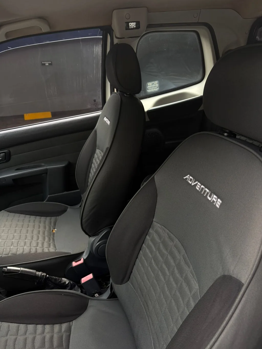 Fiat Strada Adventure Cabine Dupla 1.8 Flex — foto 5