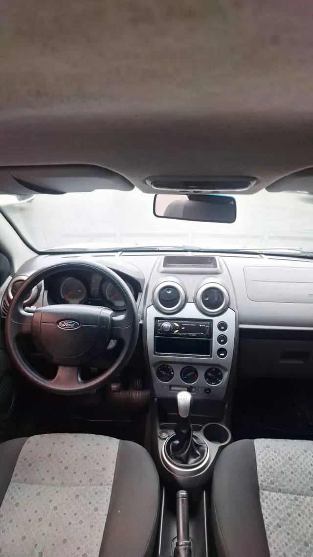 Ford Fiesta SE 1.6 Flex 8V — foto 5