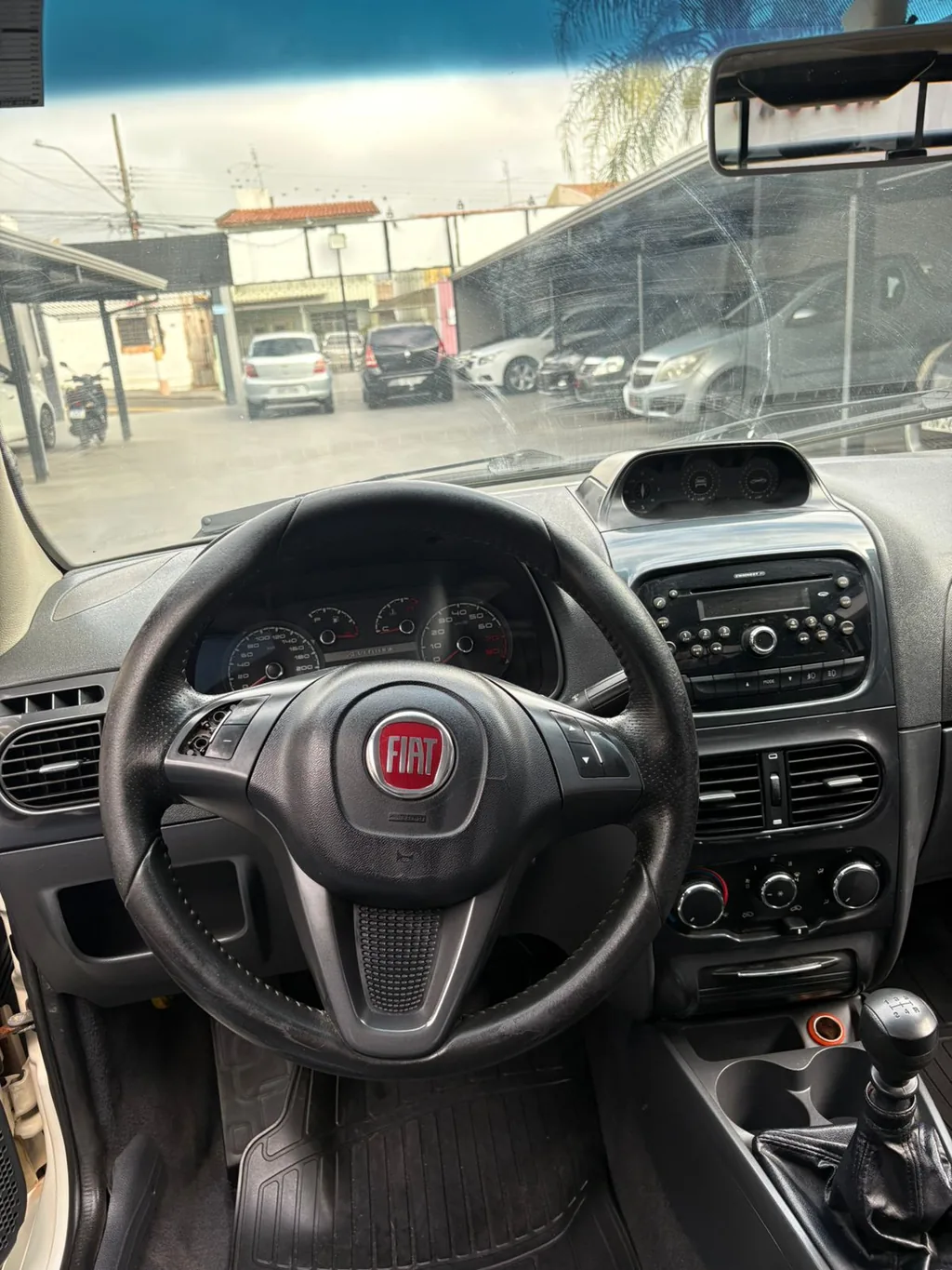 Fiat Strada Adventure Cabine Dupla 1.8 Flex — foto 6