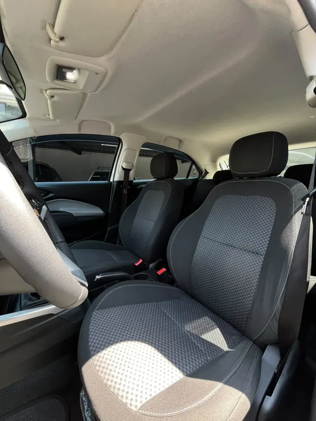 Chevrolet Onix LT 1.4 — foto 6