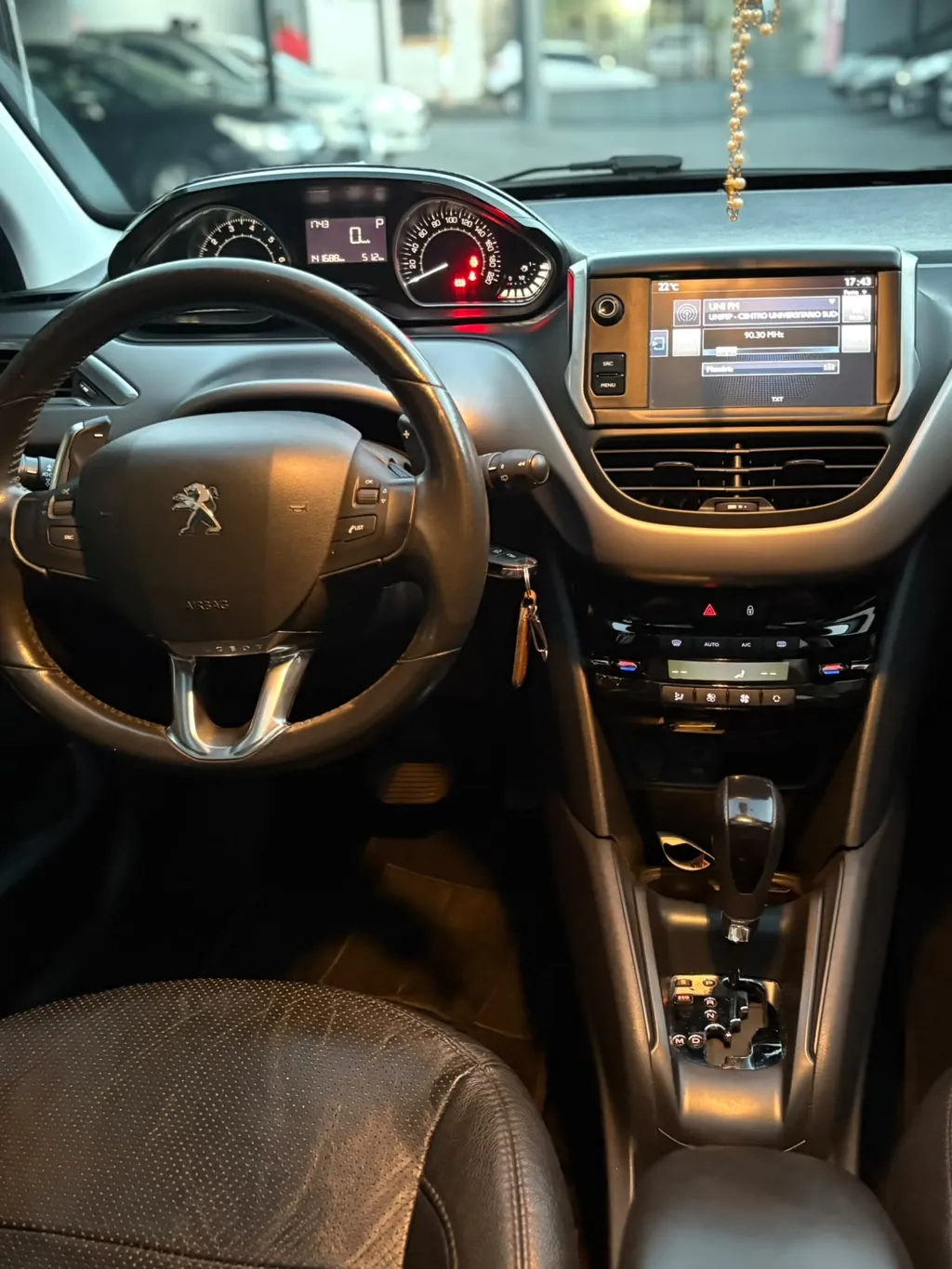 Peugeot 208 Griffe 1.6 Flex 16V Automático — foto 9