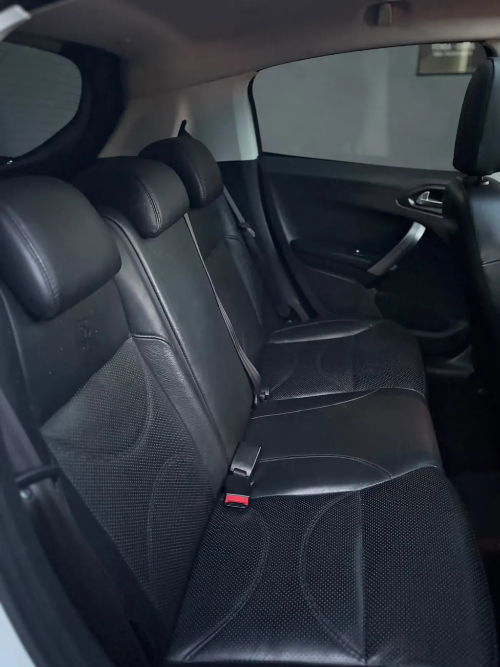 Peugeot 208 Griffe 1.6 Flex 16V Automático — foto 11
